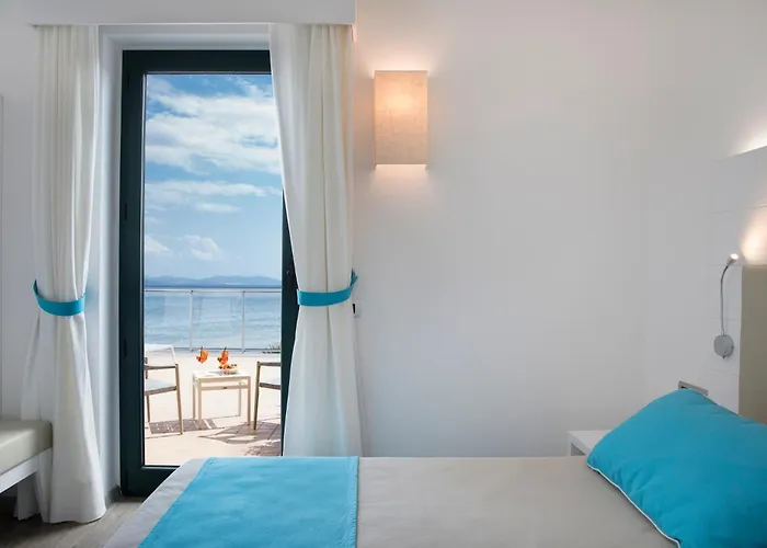 Lu' Maladroxia Hotel SantʼAntìoco