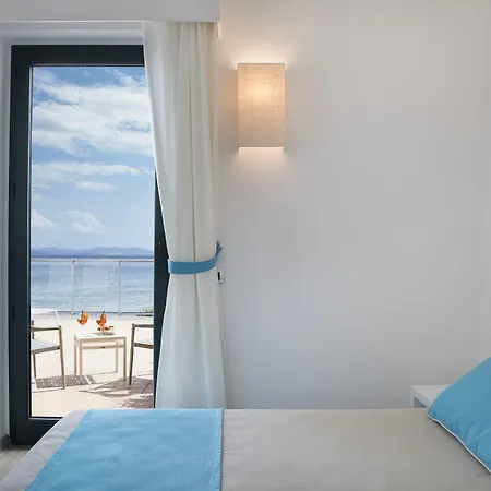 Lu' Maladroxia Hotel SantʼAntìoco