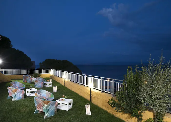 Lu' Maladroxia Szálloda 4*